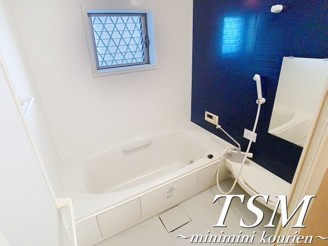 ビオラ翠香園の浴室