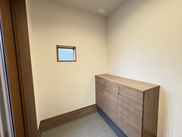 【玄関】 | 本庄市小島6丁目　新築戸建　11号棟