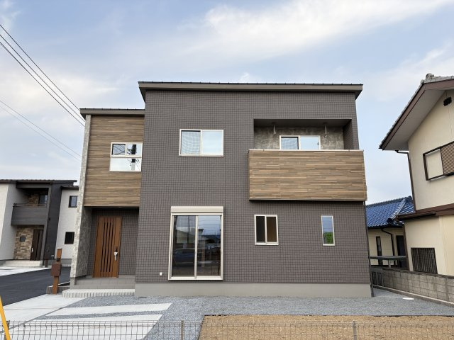 【前面道路含む現地写真】 | 本庄市小島6丁目　新築戸建　11号棟