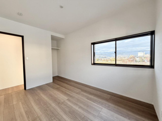 【洋室】 | 笛吹市石和町上平井　中古戸建　内外装フルリフォーム済