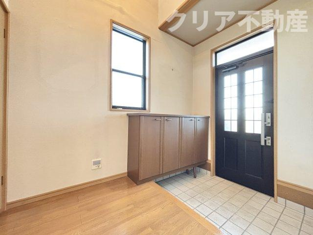 【玄関】 | 佐波郡玉村町樋越中古住宅