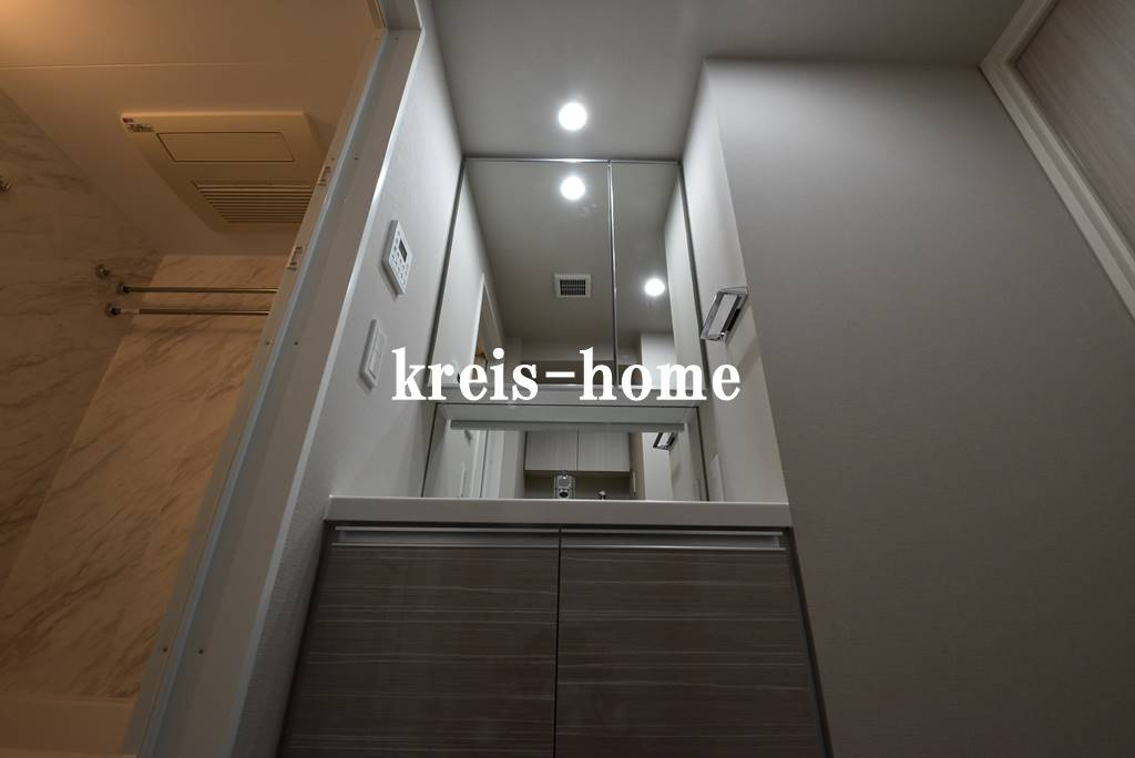 アーバネックス千代田淡路町の独立洗面台