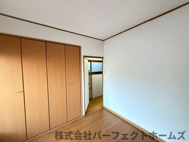 【寝室】の画像