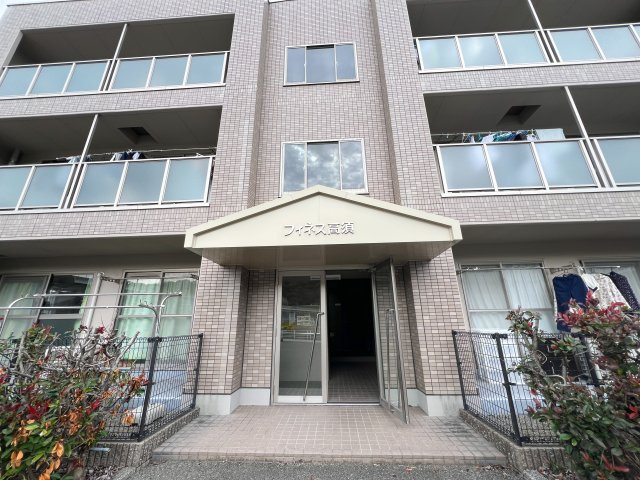 フィネス高須のエントランス