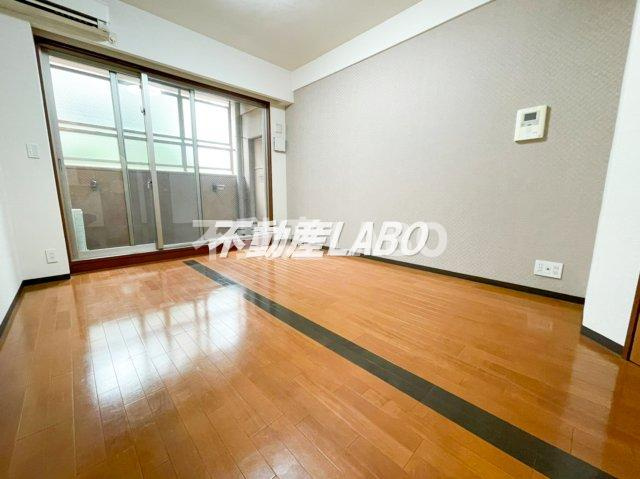 CITY SPIRE桜川Ⅱの居間・リビング