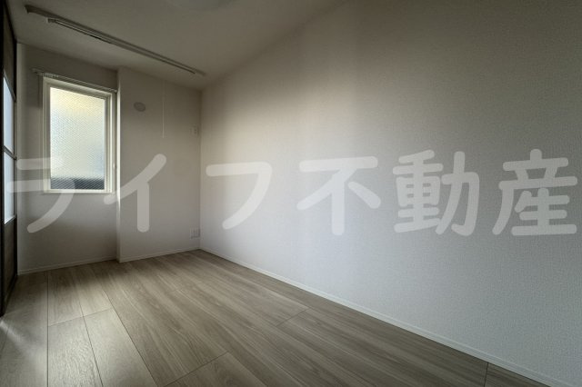 サンハイム横沼の洋室|明るい洋室です