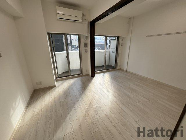 エステムコート新梅田の居間・リビング