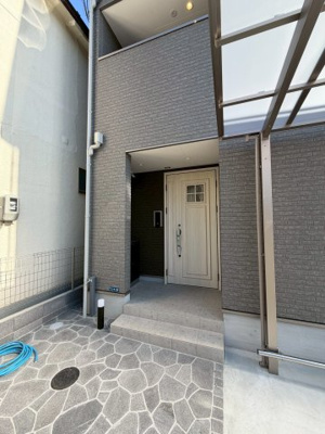 【エントランス】 | ラルゴ楠公