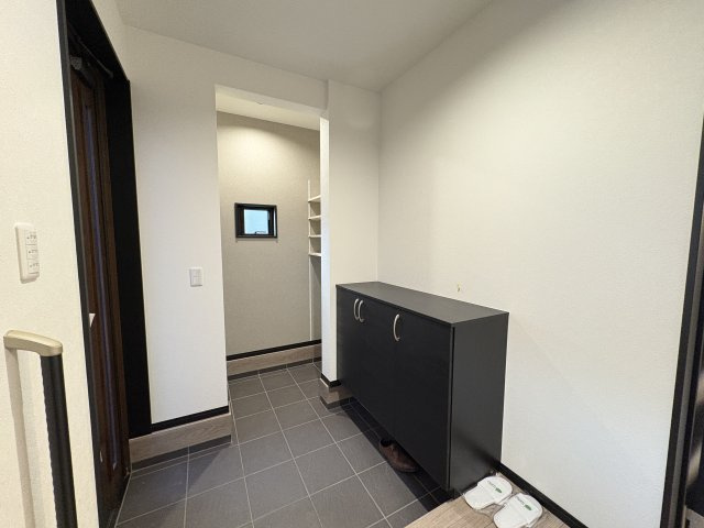 【玄関】 | 本庄市小島6丁目　新築戸建　8号棟