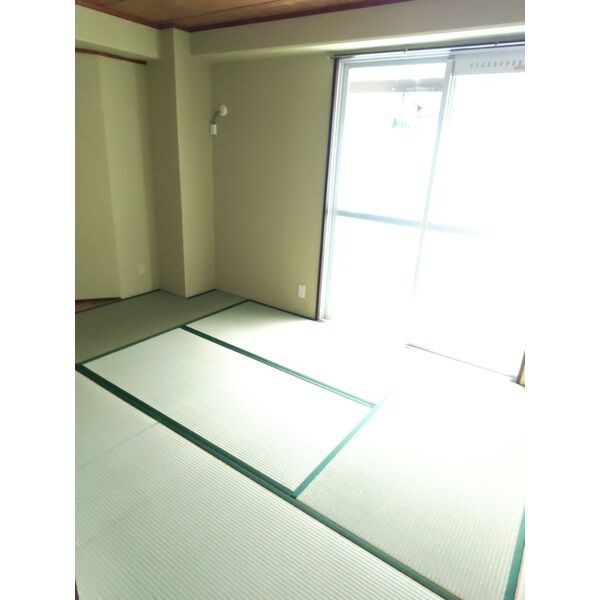 ハイツ東淀の和室