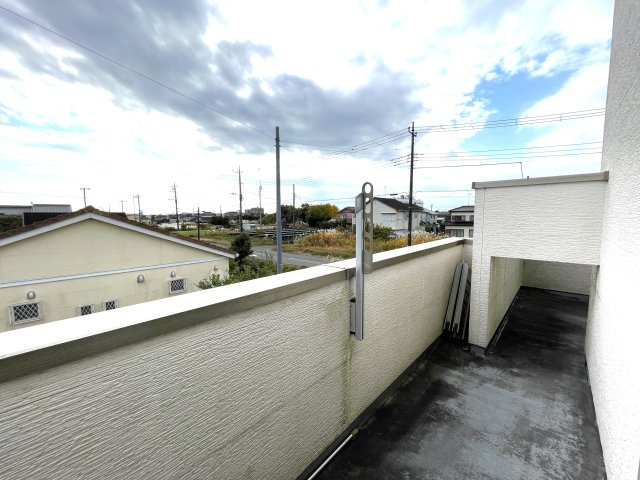 茂原市東郷中古戸建のバルコニー