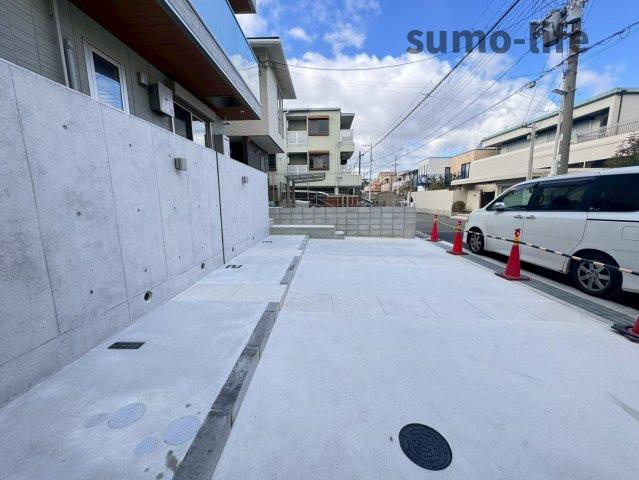 brilantの駐車場