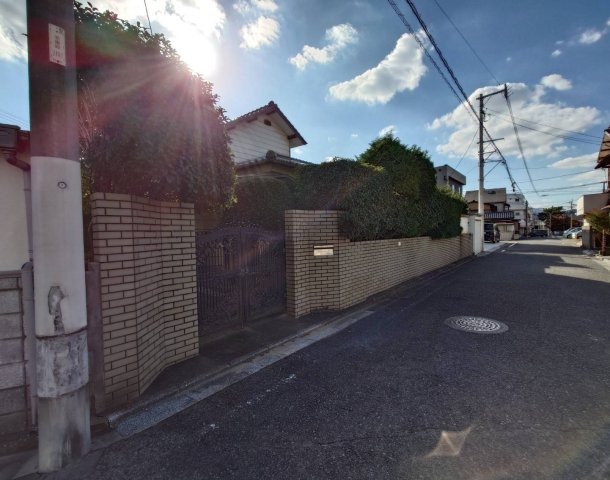 【前面道路含む現地写真】の画像