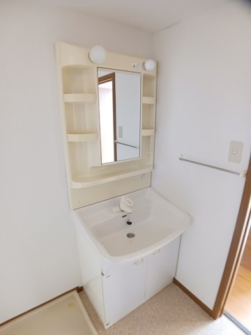 ソレアード・御津の洗面所