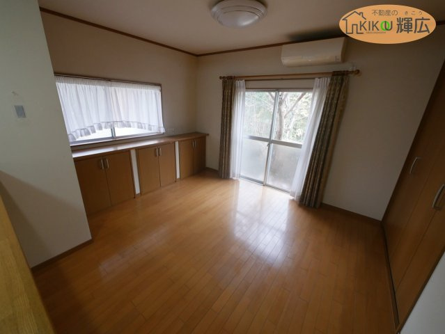 【居間・リビング】 | 加古川市平岡町新在家　中古戸建