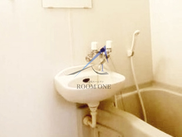 茂木ビルの洗面所|洗面台です。