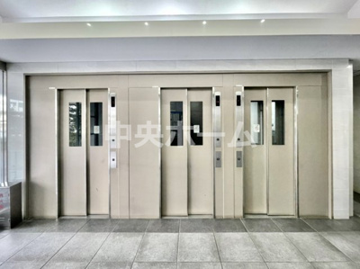 【エントランス】 | なぎさニュータウン5号棟 | エントランス