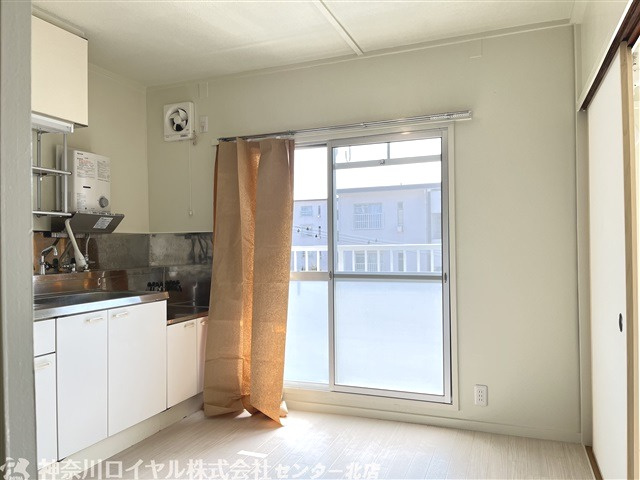 【居間・リビング】