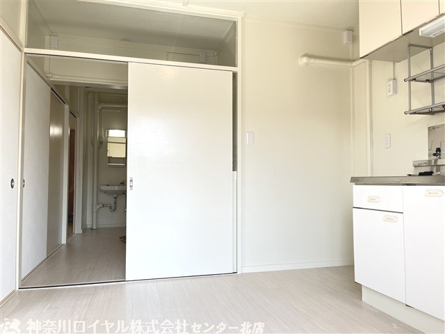 【居間・リビング】