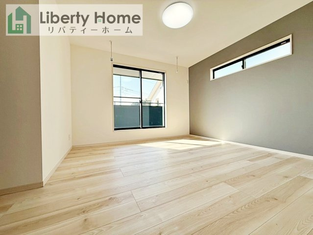 ワイウッドコート土浦市神立町第１期　新築戸建　9号棟の寝室