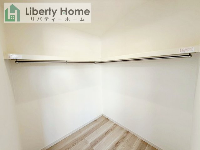 ワイウッドコート土浦市神立町第１期　新築戸建　9号棟の収納