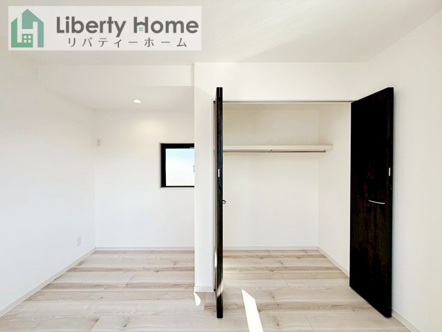 ワイウッドコート土浦市神立町第１期　新築戸建　9号棟の収納