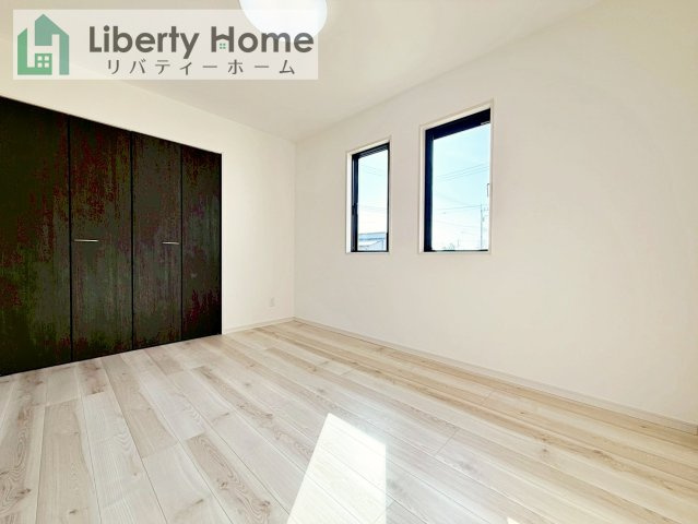 ワイウッドコート土浦市神立町第１期　新築戸建　9号棟の子供部屋