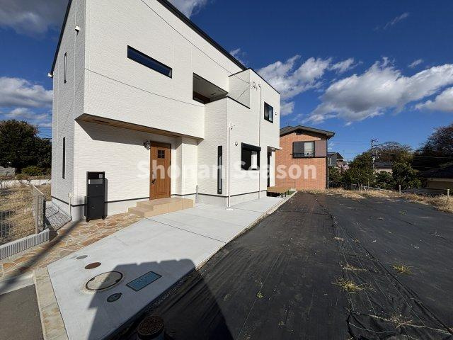 【駐車場】 | 休日にゆっくりご内見にいらしてみませんか。お持ちのお車サイズなどもご確認いただけます！