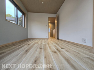【洋室】 | 川西市けやき坂４丁目中古戸建 | ２階洋室です♪いつでもご覧いただけます！お気軽にネクストホープ不動産販売までお問い合わせを！