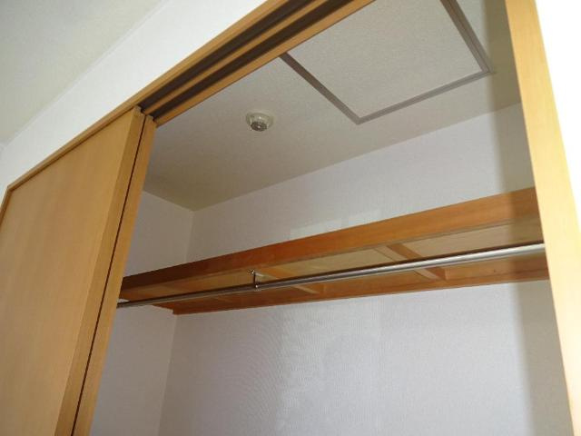 プロニティ　オオフク壱番館の収納|ハンガーパイプ（新設）