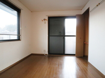 【寝室】 | 堀の内ハイム | 二面採光♪全部屋南東向き