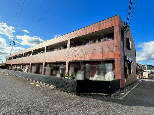 ピア・ファミール