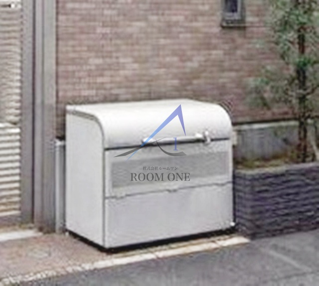 Ｍａｉｓｏｎ　ＨＡＬＵのその他共用部分|敷地内ごみ置き場です。