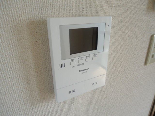 ロイヤルハイツ藤田の内装|カメラ付インターホン