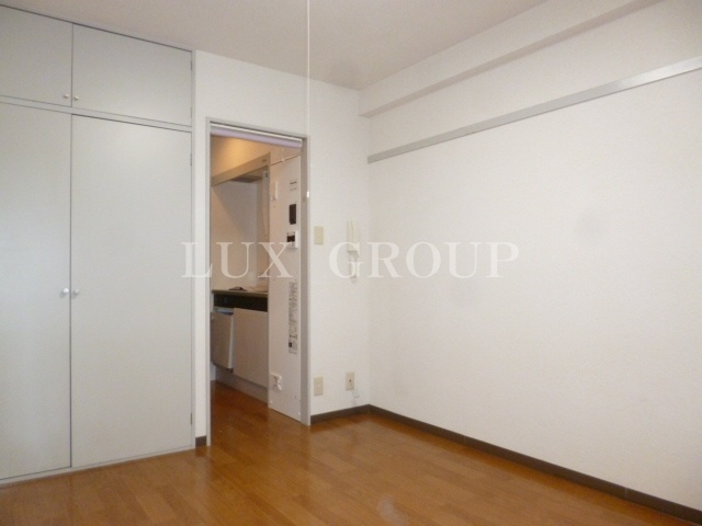 【洋室】 | ロイヤルヒルズ