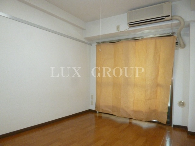 【居間・リビング】 | ロイヤルヒルズ