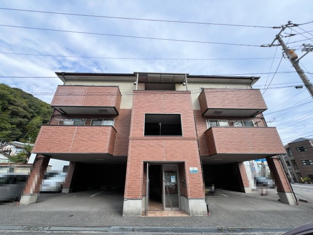 ヒルズビレッジのエントランス