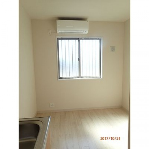 丹那コーポラスⅡの居間・リビング