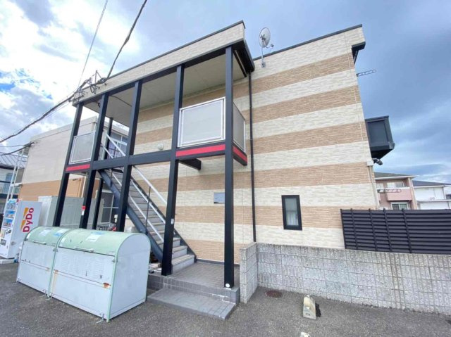 神戸市西区伊川谷町潤和のアパートの外観