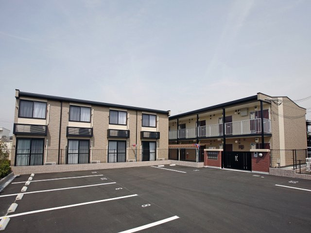 加古川市加古川町南備後のアパート