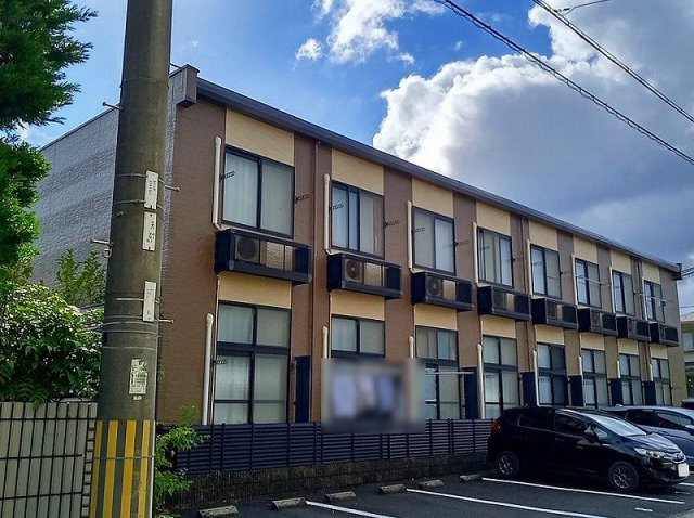 神戸市北区藤原台北町１丁目のアパート