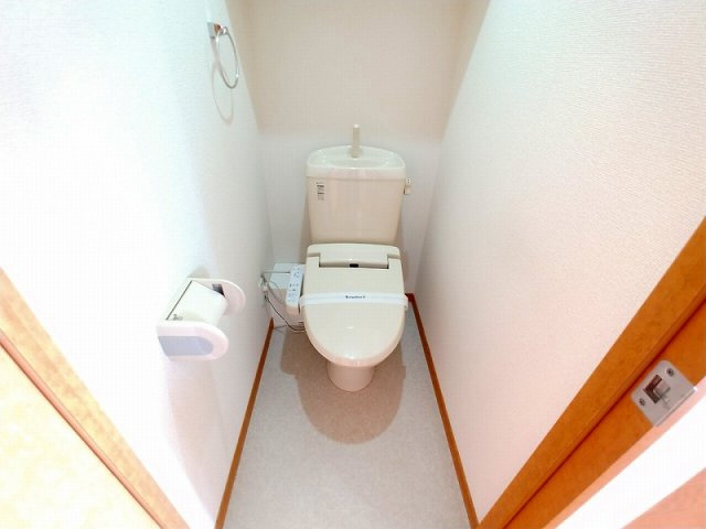 レオネクストわかばのトイレ|温水洗浄便座付き