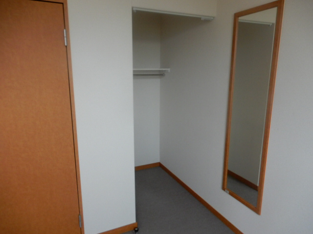 レオネクストわかばの収納