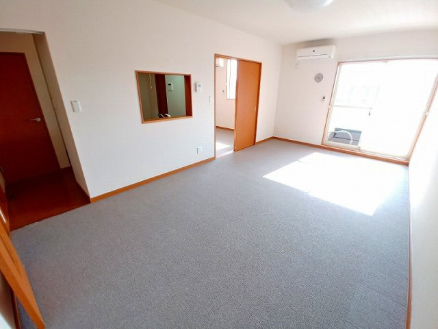 レオネクストわかばの居間・リビング|1階床：フローリング　※写真は2階部屋