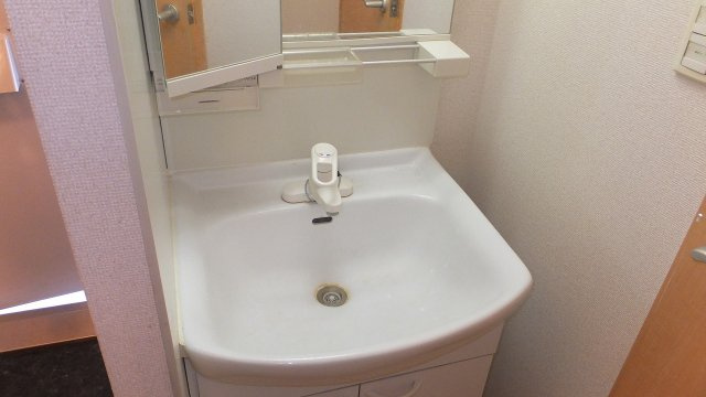 レオパレス奈成の内装|きれいな洗面所