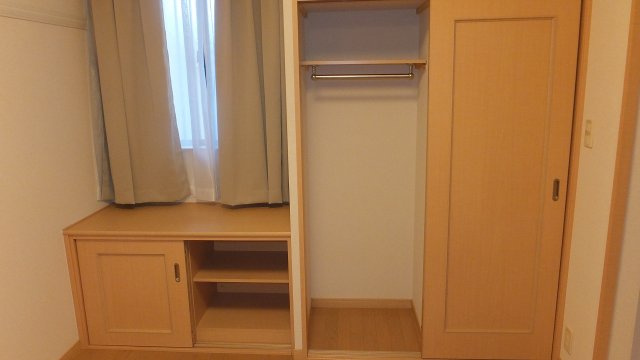レオパレス奈成の内装|たっぷりの収納