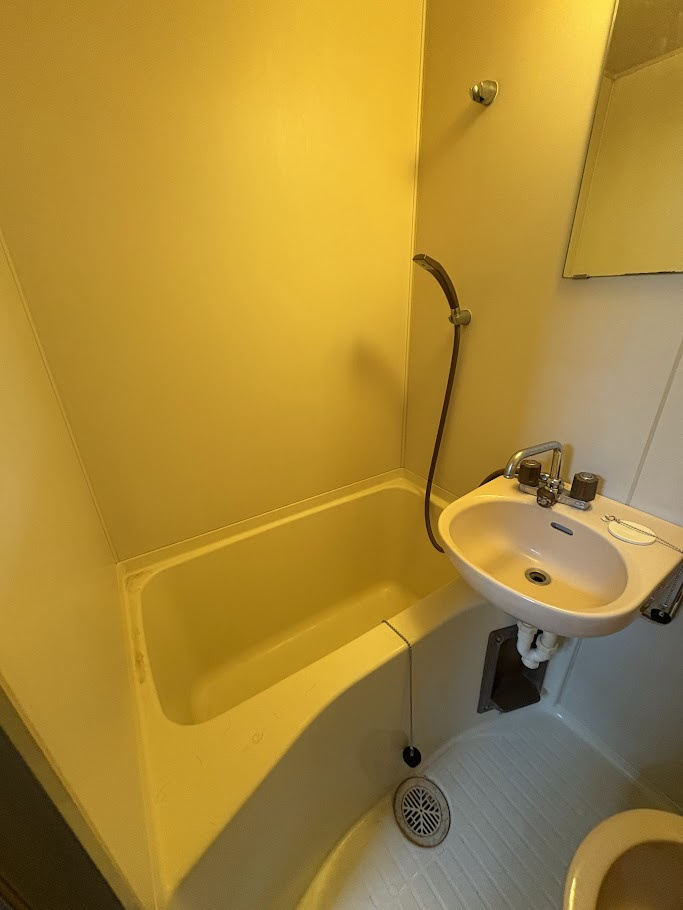 日発貫井南町コーポの浴室