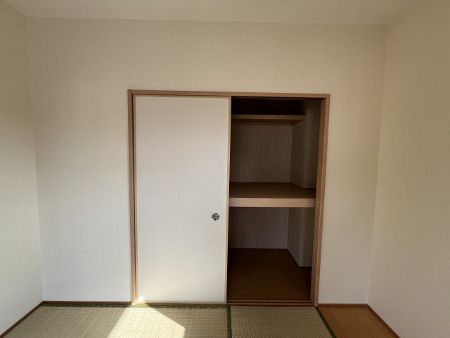サンモール北竹島の収納