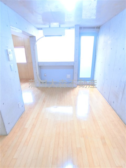 N’ｓHouseエヌズハウスの居間・リビング