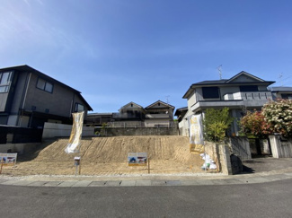 【前面道路含む現地写真】 | 城陽市寺田市ノ久保　2区画　B号地　売土地　建築条件付き | B号地